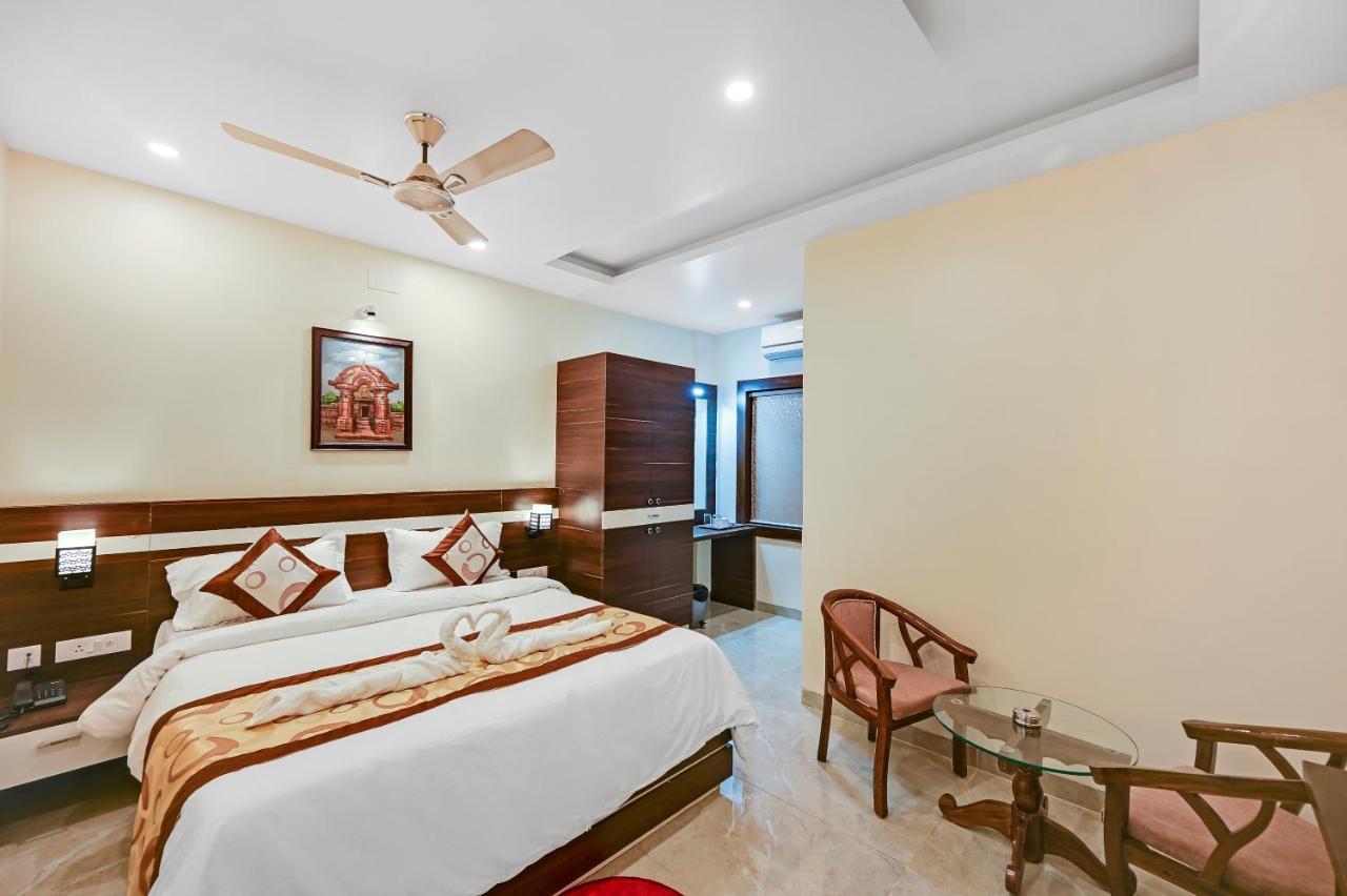 Hotel Sj Pride Bhubaneswar Exteriör bild