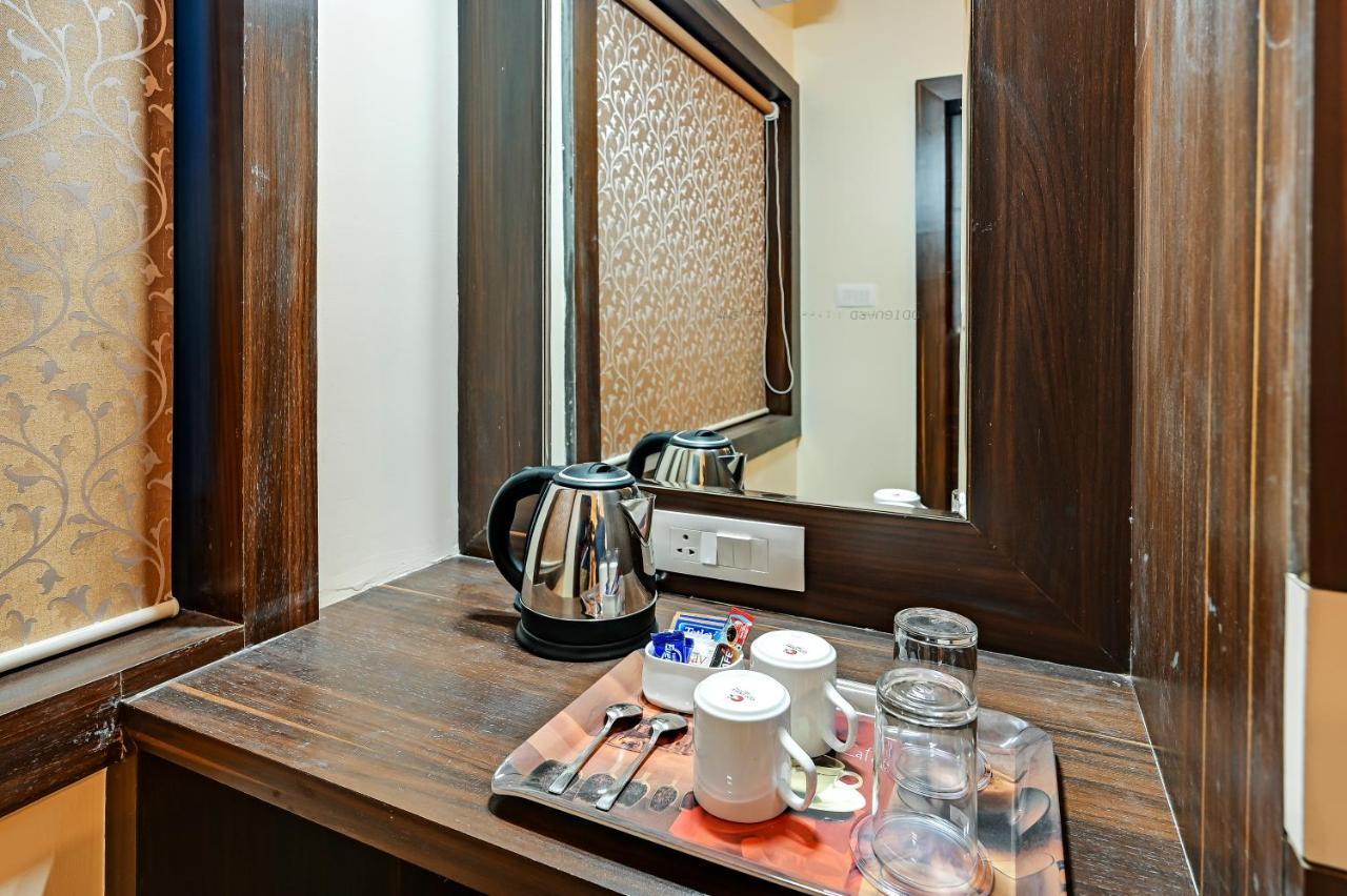 Hotel Sj Pride Bhubaneswar Exteriör bild