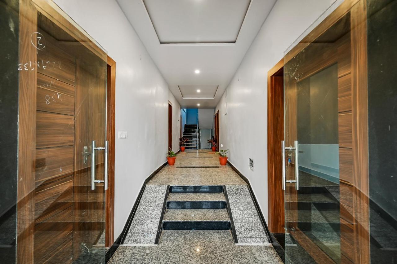 Hotel Sj Pride Bhubaneswar Exteriör bild