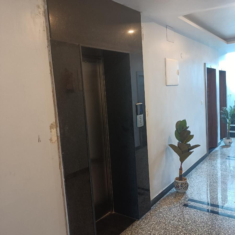 Hotel Sj Pride Bhubaneswar Exteriör bild